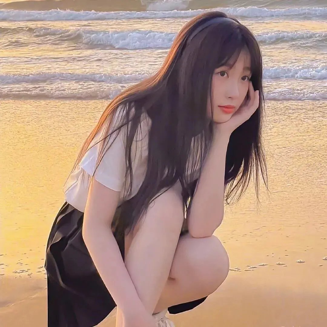 赤裸的公务员